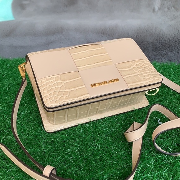 Michael Kors Mercer Sm clutch XBODY Buff - Picture 7 of 14